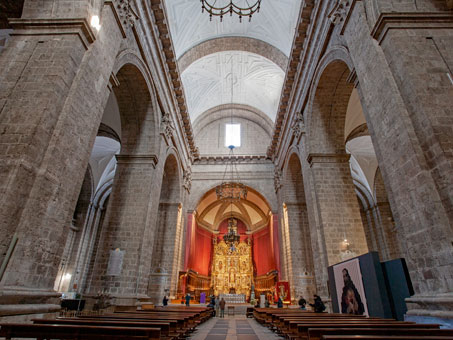 valladolid-zonas-de-libro-catedral